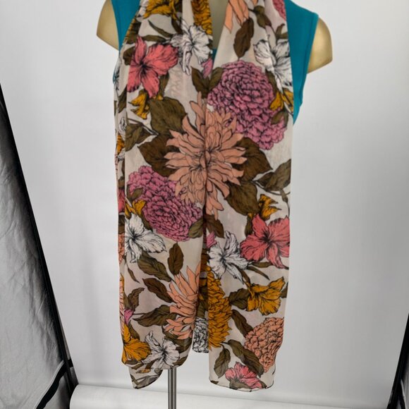 westport Floral Multicolor Womens Scarf wrap Chrysanthemum Design - Picture 3 of 6